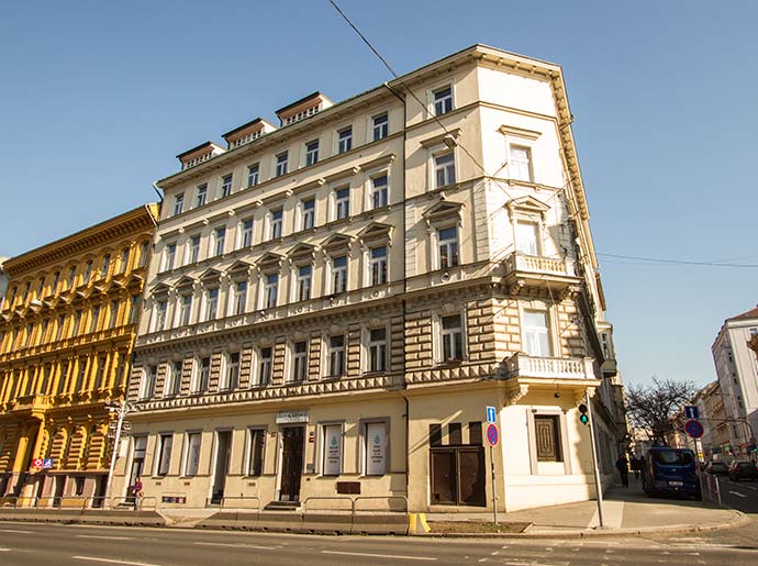 Apartamento em Praga: prédio do Royal Bellezza