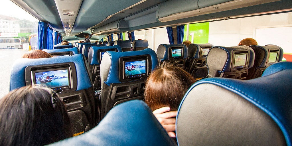 Ônibus da RegioJet: uma das melhores opções para viajar pela República Tcheca