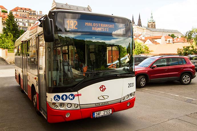 Ônibus em Praga