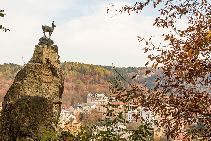 Karlovy Vary: estátua do veado