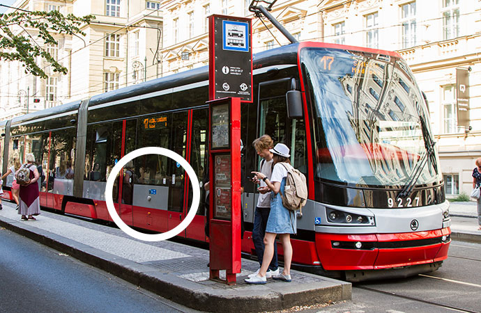 Transporte em Praga: entrada para cadeirantes (acessibilidade)